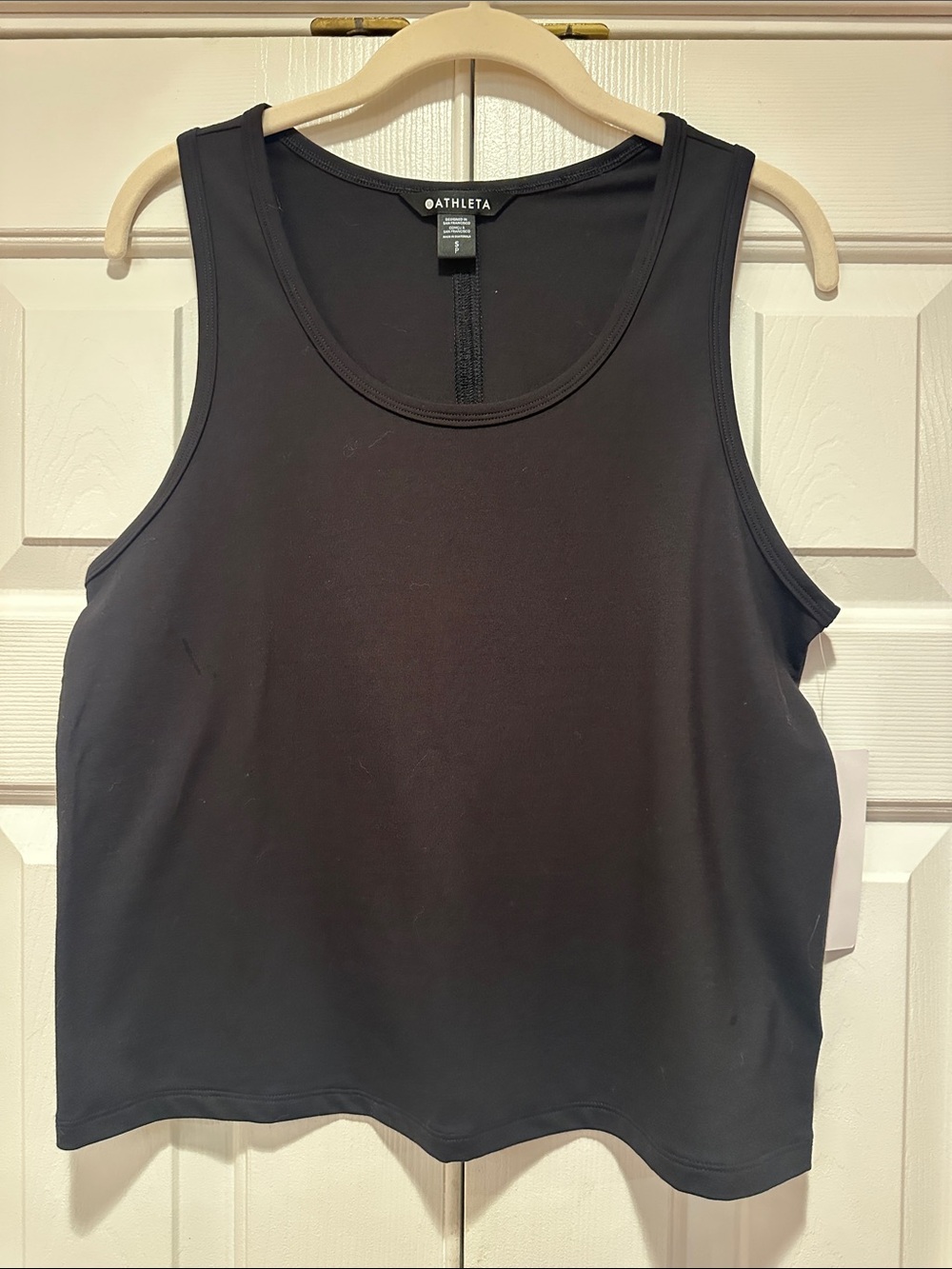 Athleta Black Essential Scoop Neck Performance Tank size Small